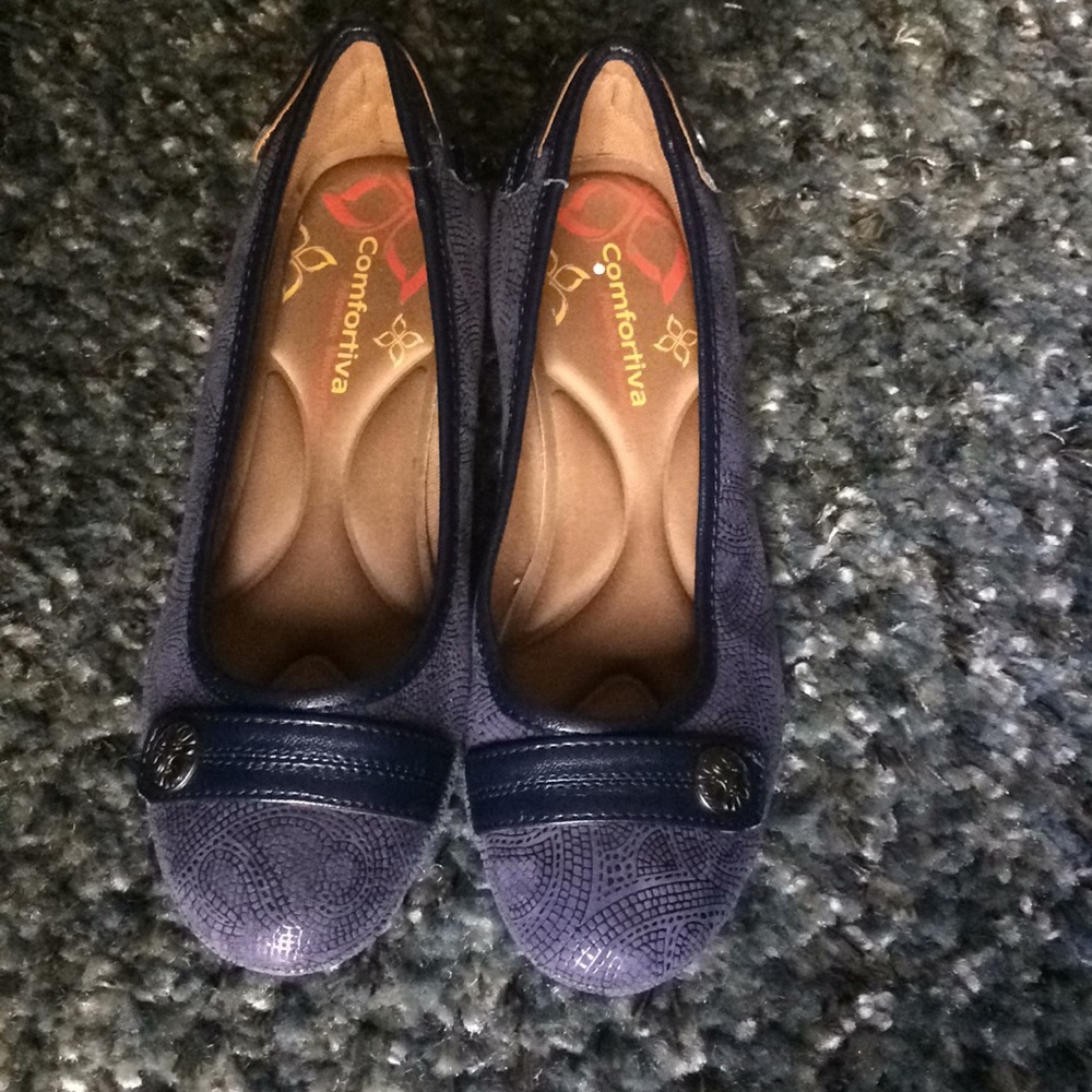 Comfortiva shoes